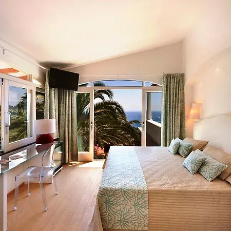 וילה Sleeps 10 With Pool Air Con And Wifi *