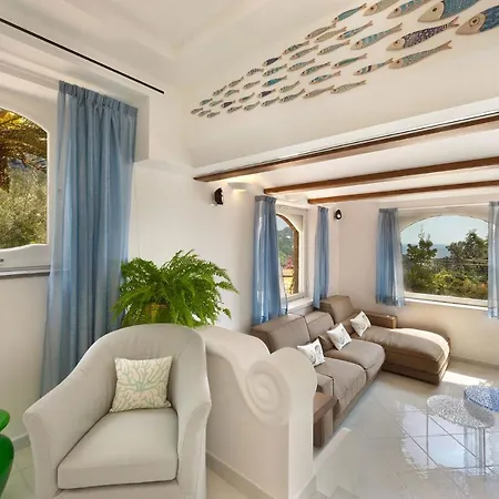 Sleeps 10 With Pool Air Con And Wifi וילה