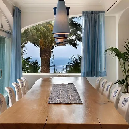 Sleeps 10 With Pool Air Con And Wifi *